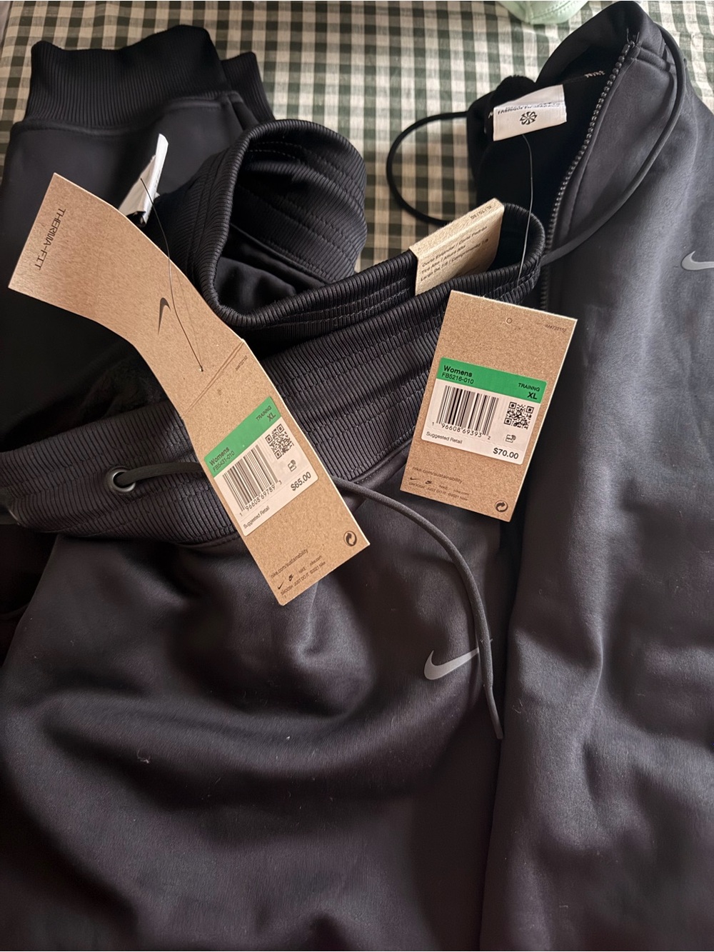 Nike women’s Black Lightweight Shirt Jacket and pants